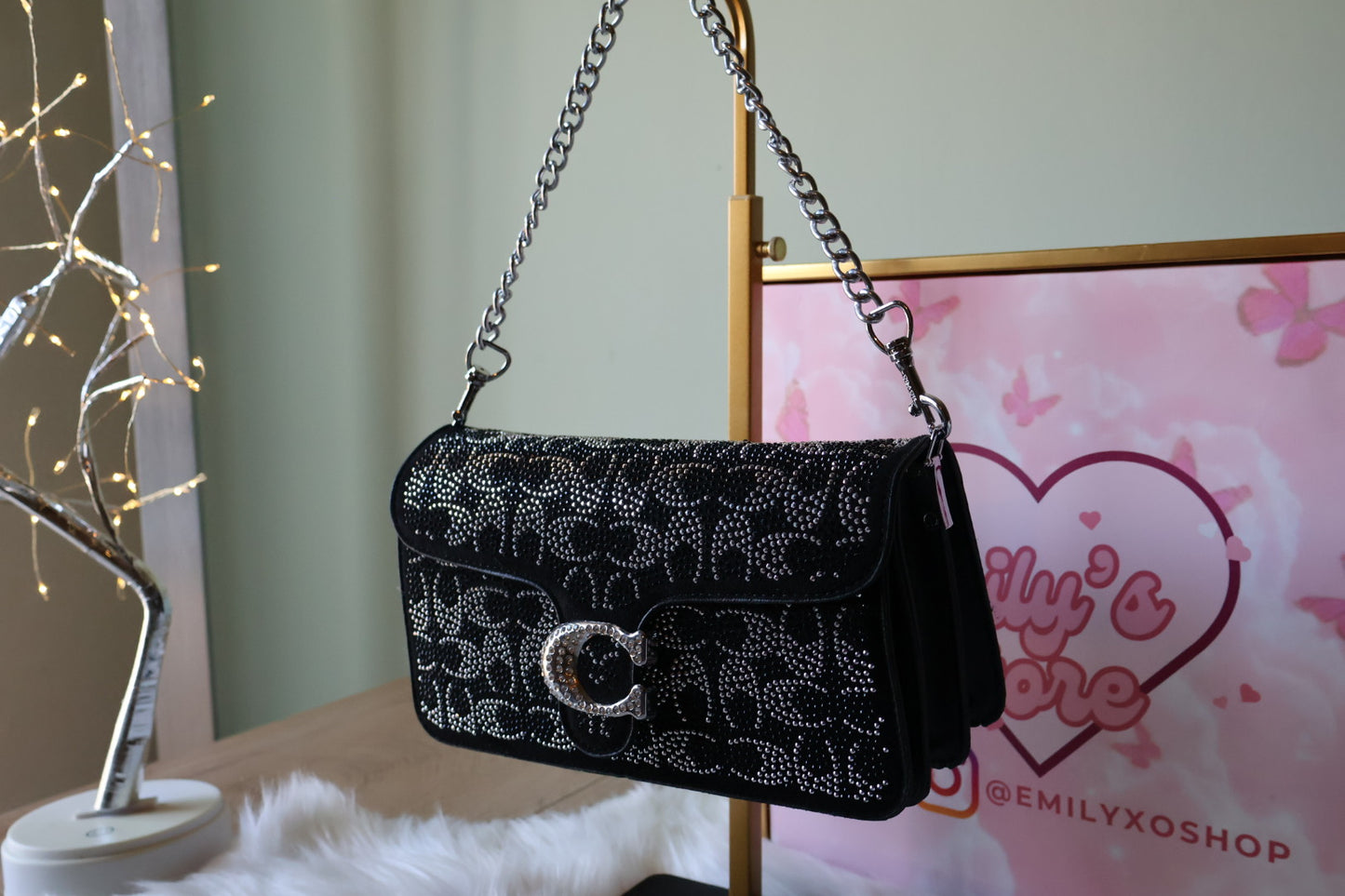 Tabby 26 W Rhinestones