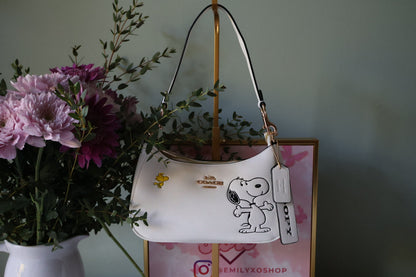 White Snoopy