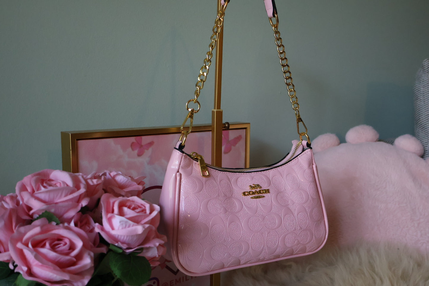 Glossy Bubblegum Bliss